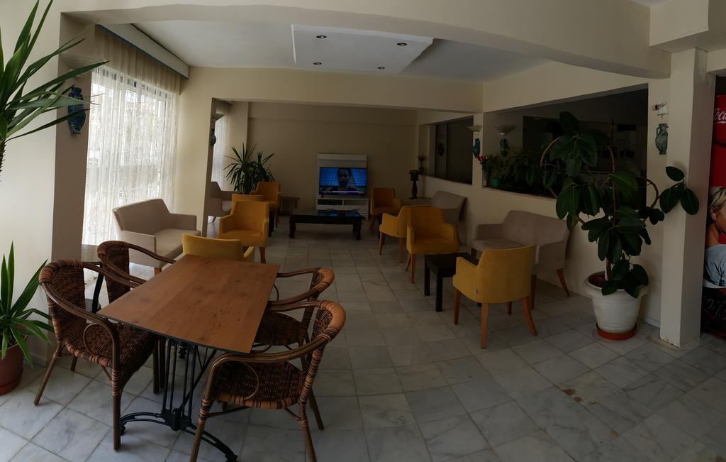 Ozgun Apart Hotel Kusadası Esterno foto